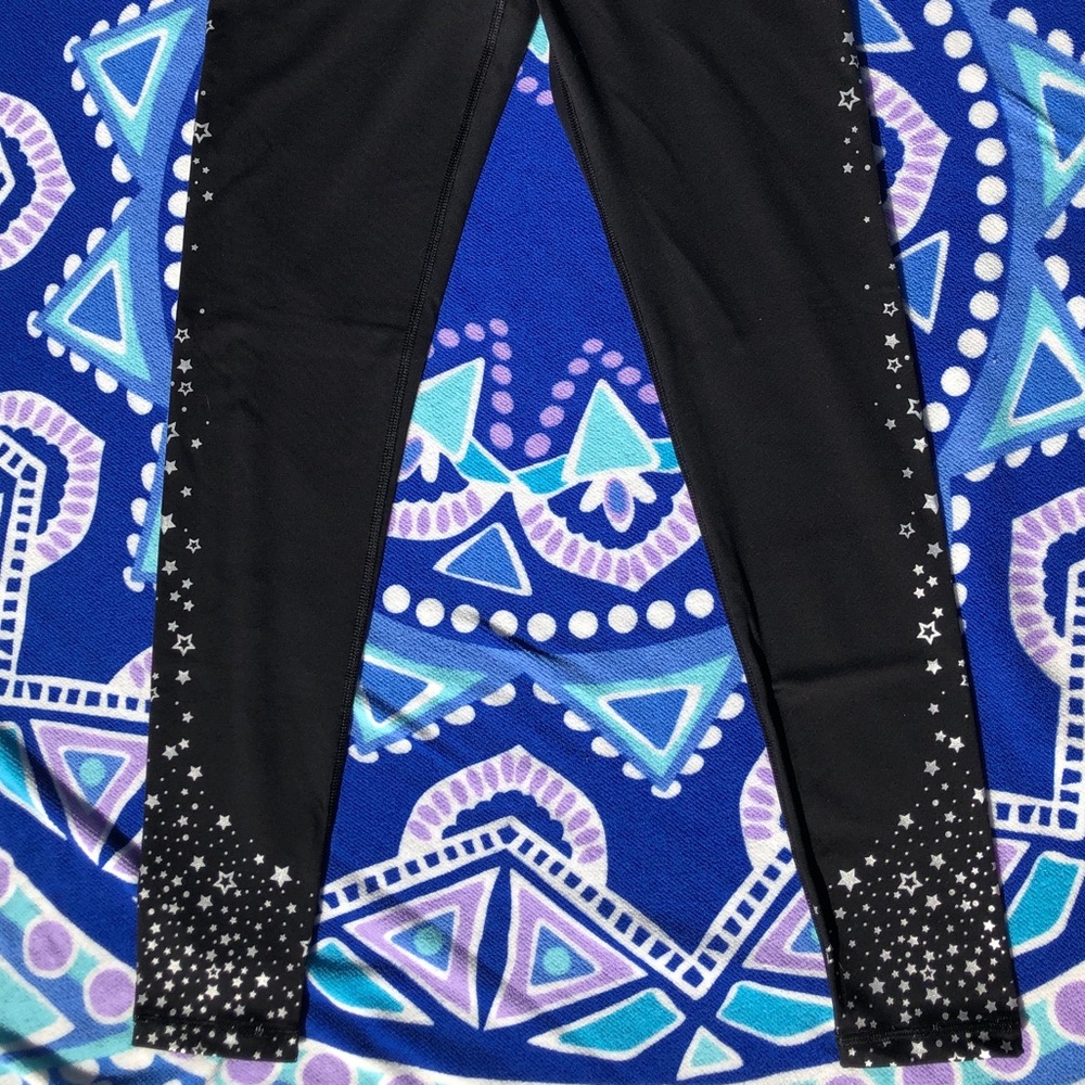 NWT VS Knockout Tights